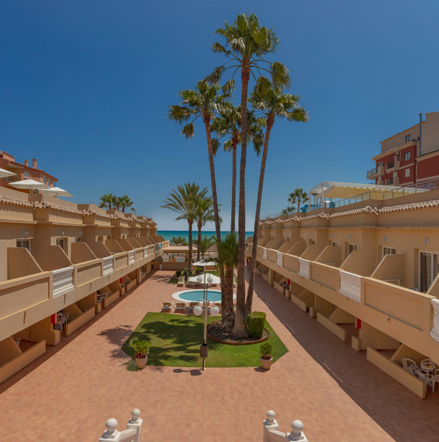 PISCINA rh CASABLANCA PATIO